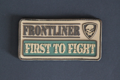 "FIRST TO FIGHT" aus der berühmten "FRONTLINER - Collection"