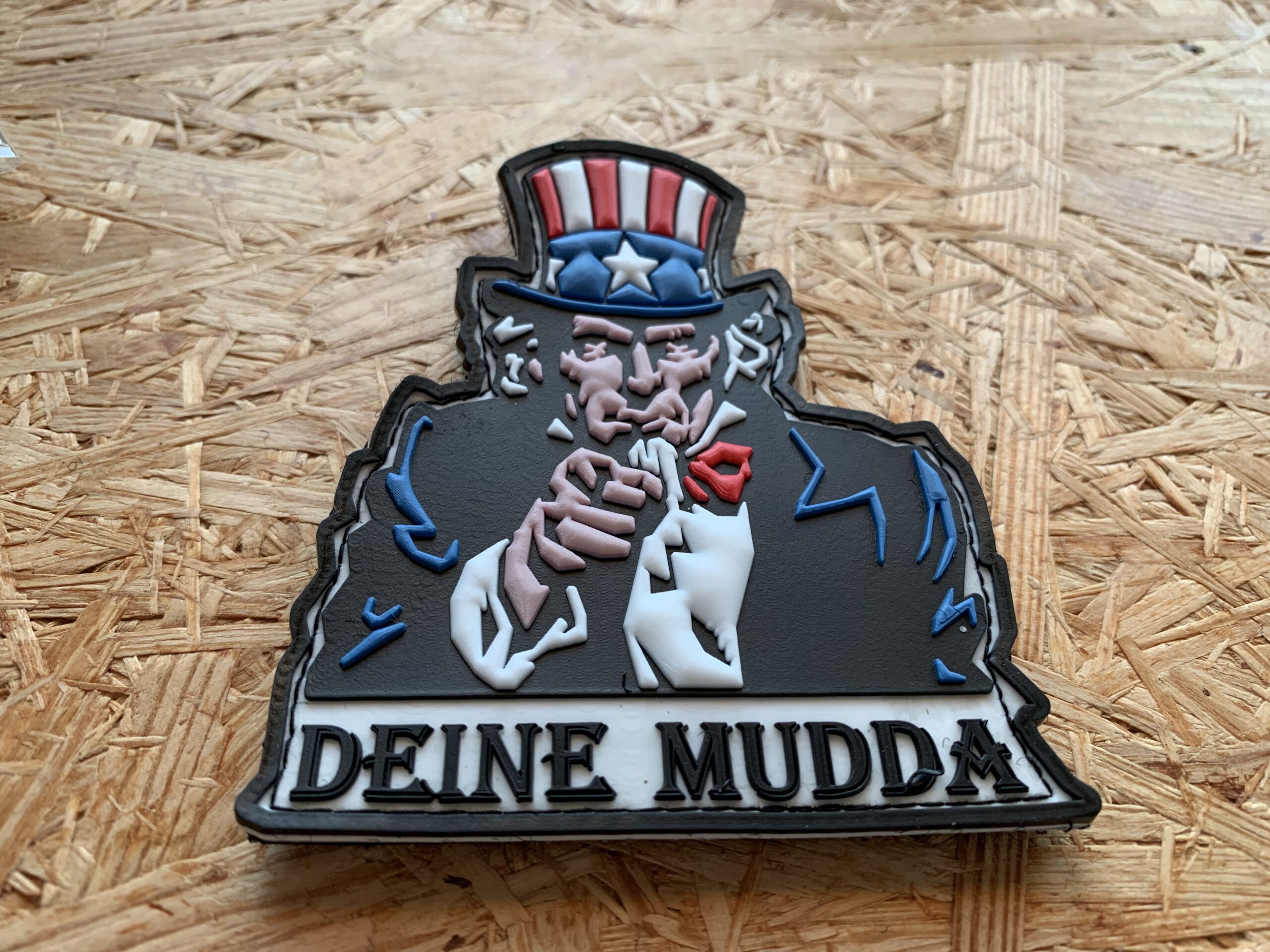 3D Rubberpatch "DEINE MUDDA" – Bild 2