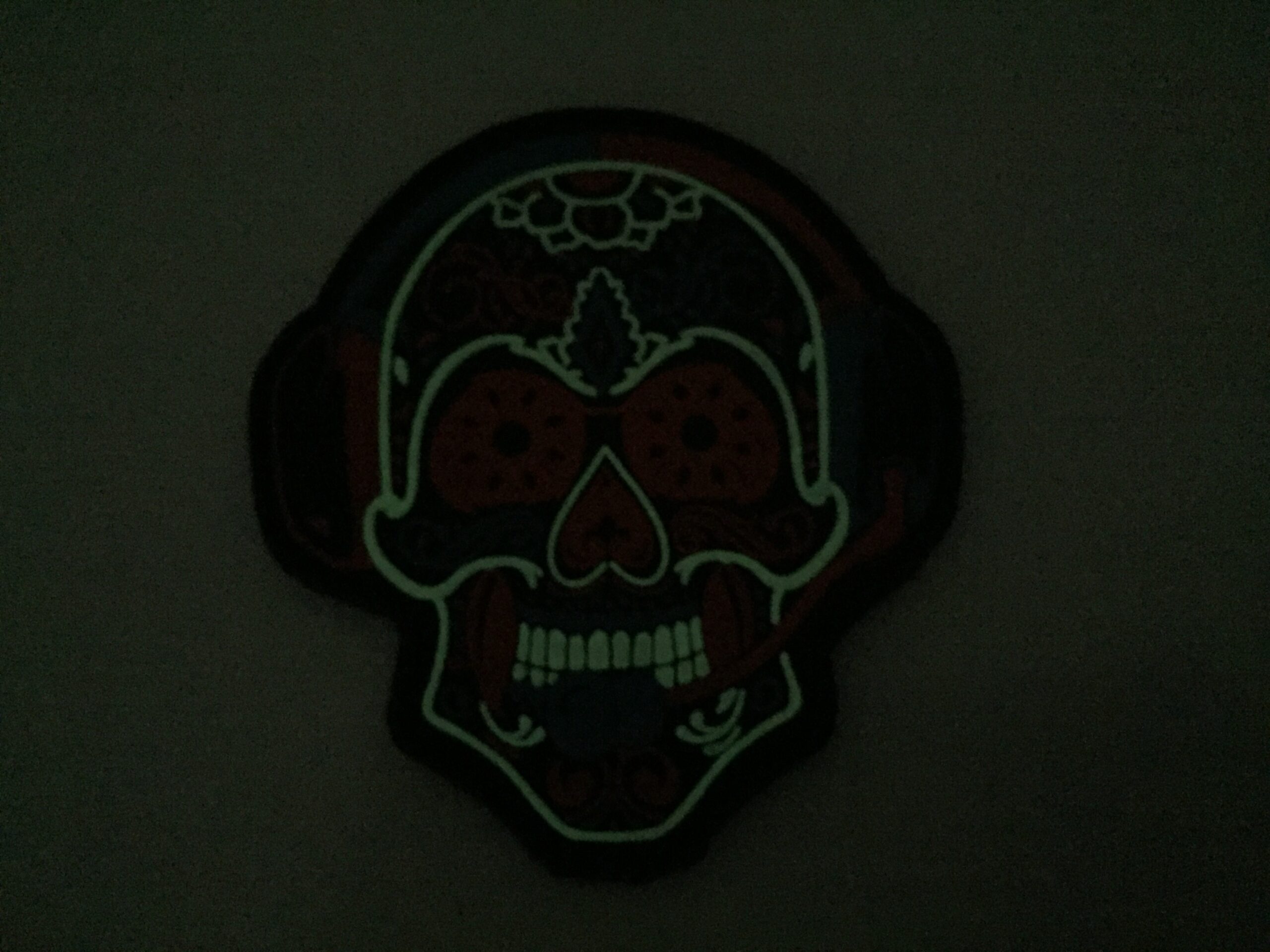 3D Rubber MORALE PATCH: "Santa Muerte" nachleuchtend – Bild 6
