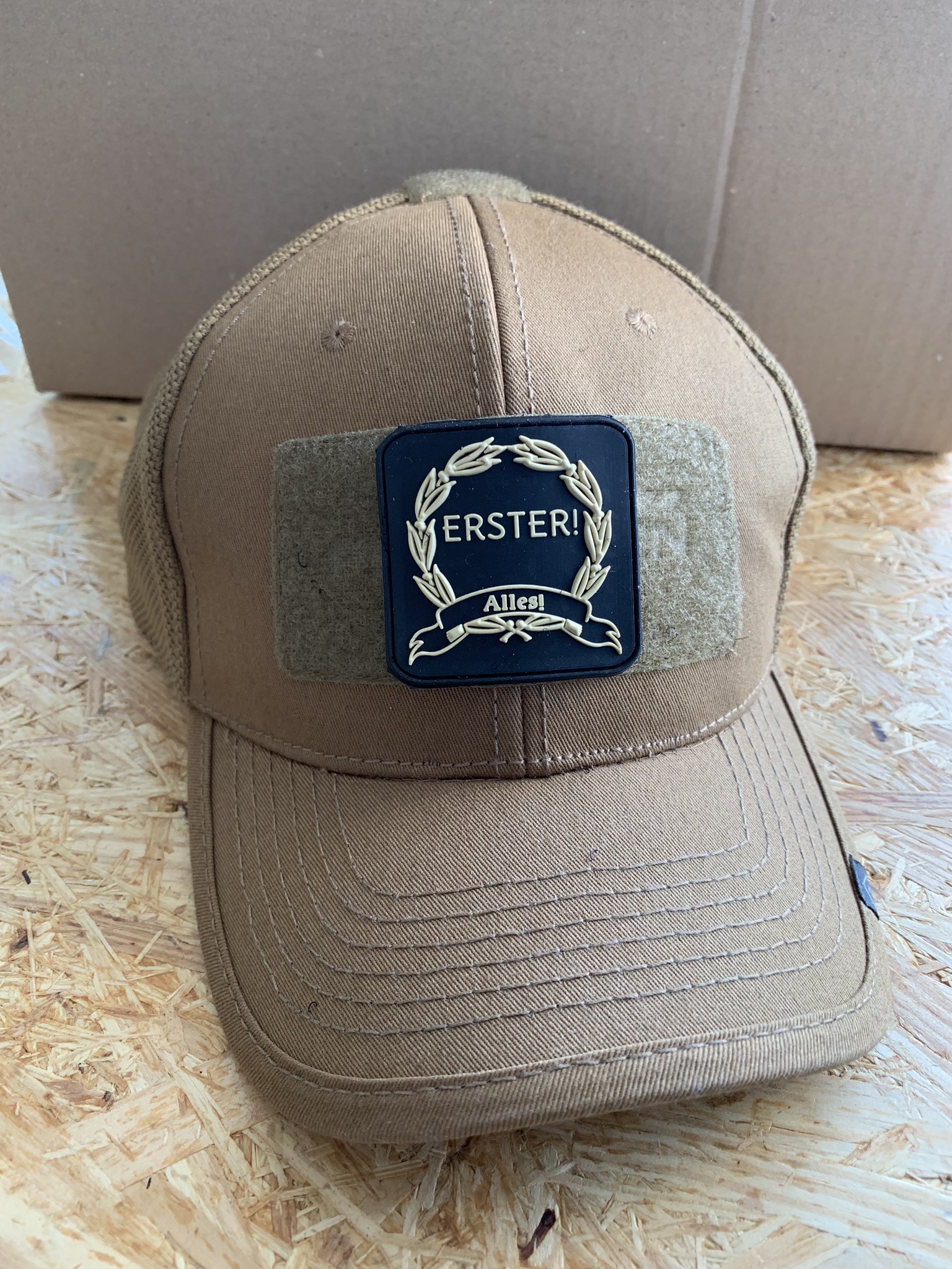 3D Morale Patch: "ERSTER! ALLES!" beige-gold – Bild 3