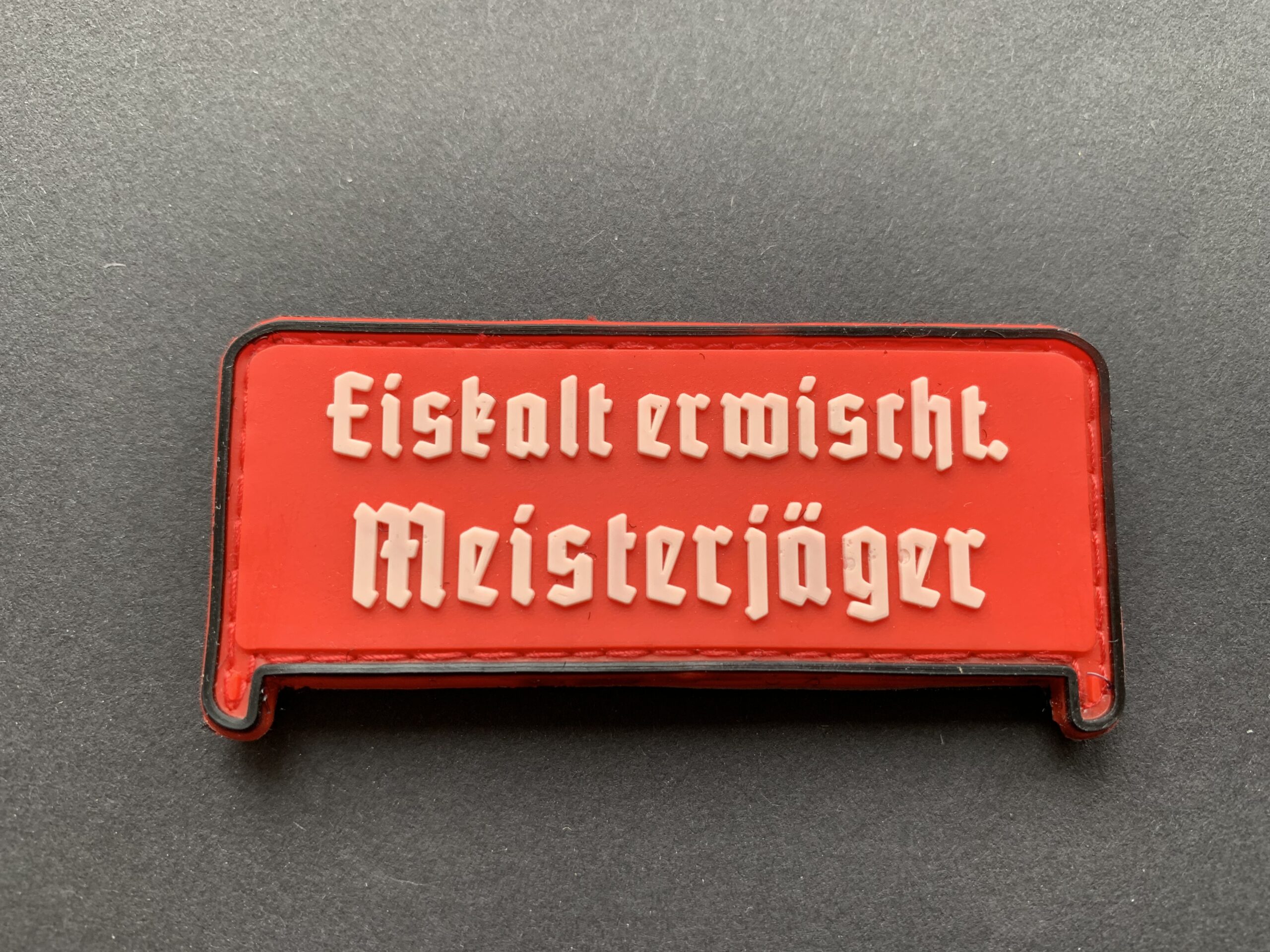 3D Rubberpatch: "MEISTERJÄGER EISKALT ERWISCHT" rot